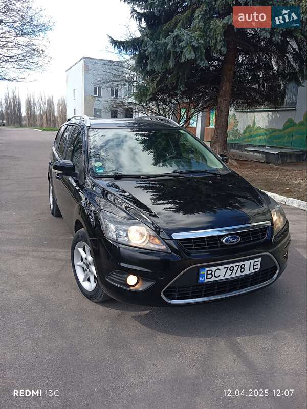 Ford Focus (2010)
