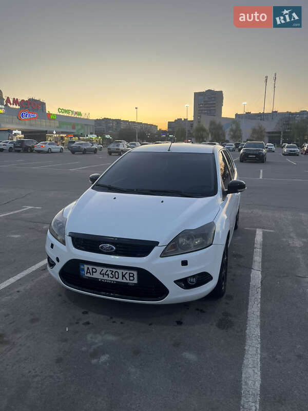 Ford Focus (2010)