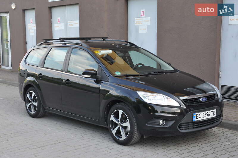 Ford Focus (2010)