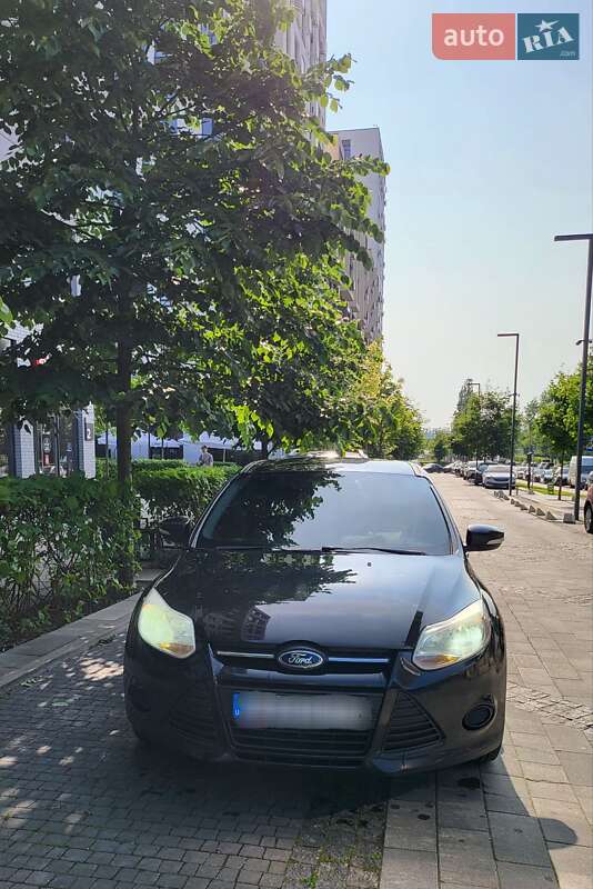 Ford Focus (2013)
