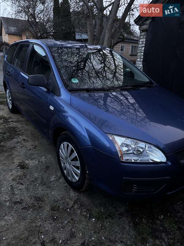 Ford Focus (2004)