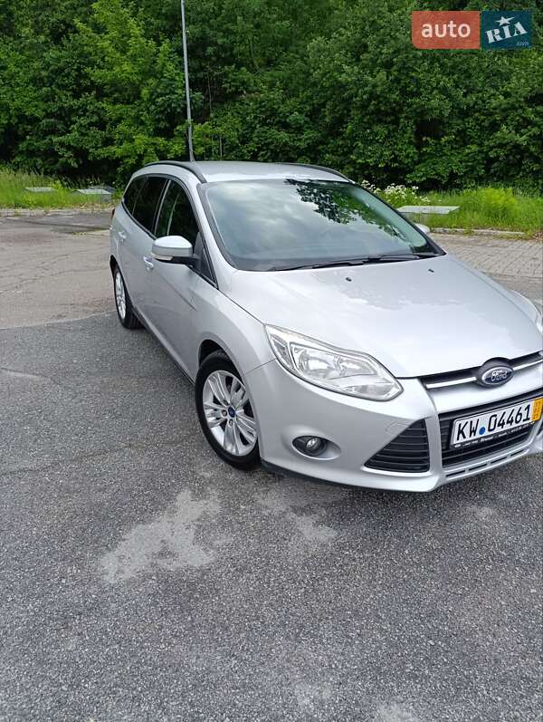 Ford Focus (2011)