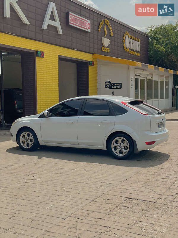 Ford Focus (2010)