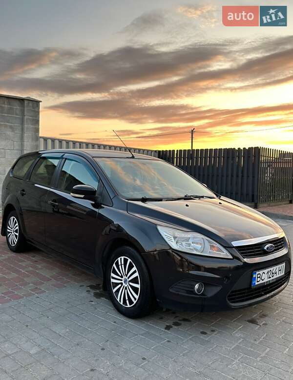 Ford Focus (2010)
