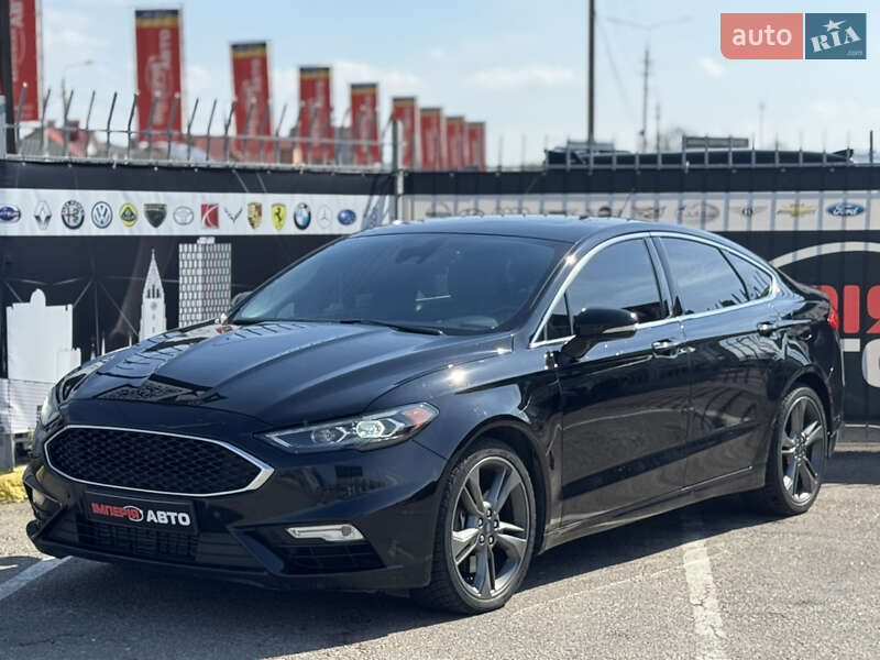 Ford Fusion (2016)
