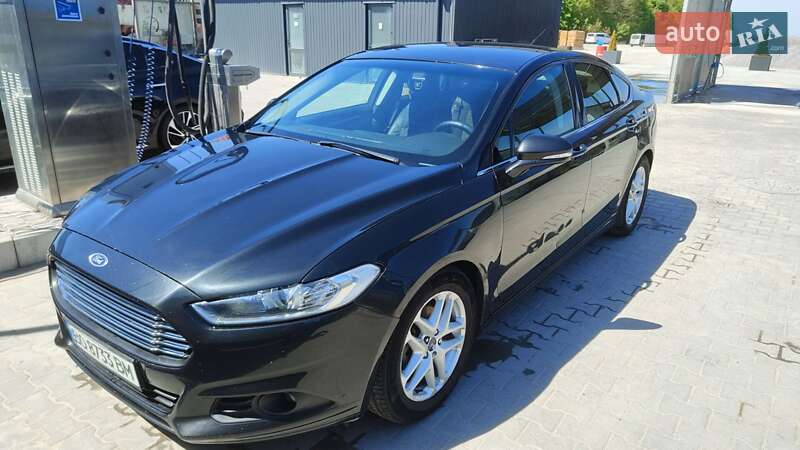 Ford Fusion (2014)