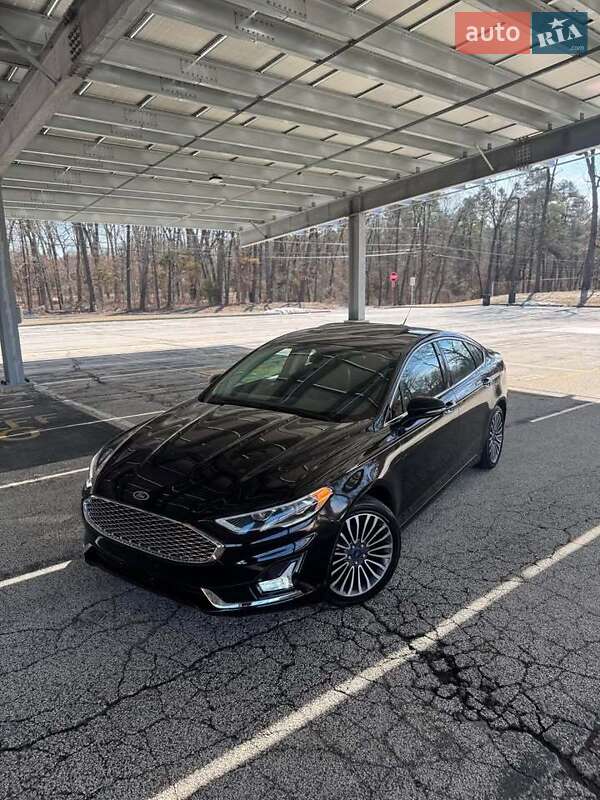 Ford Fusion (2018)