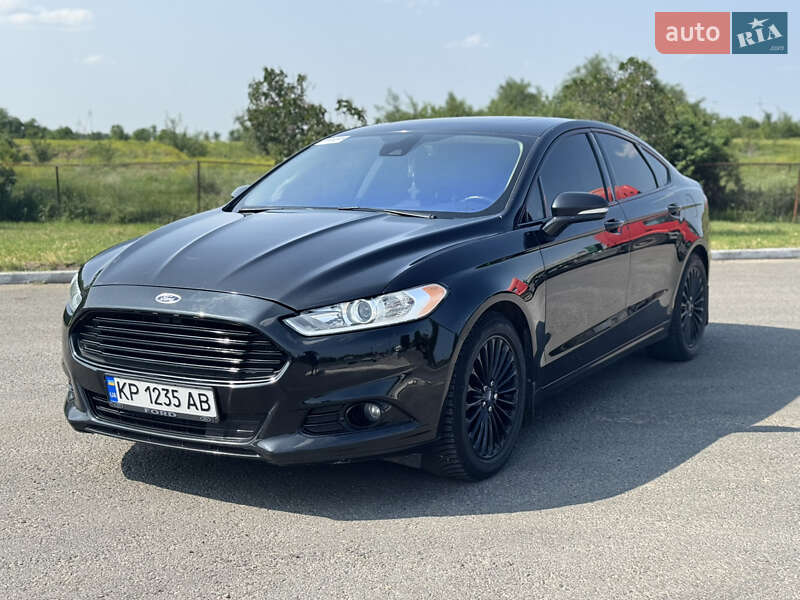 Ford Fusion (2013)