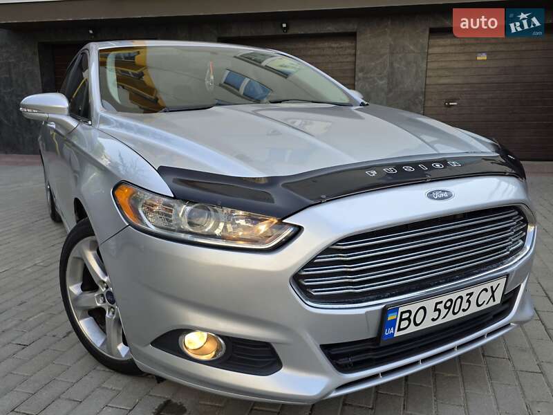 Ford Fusion (2013)
