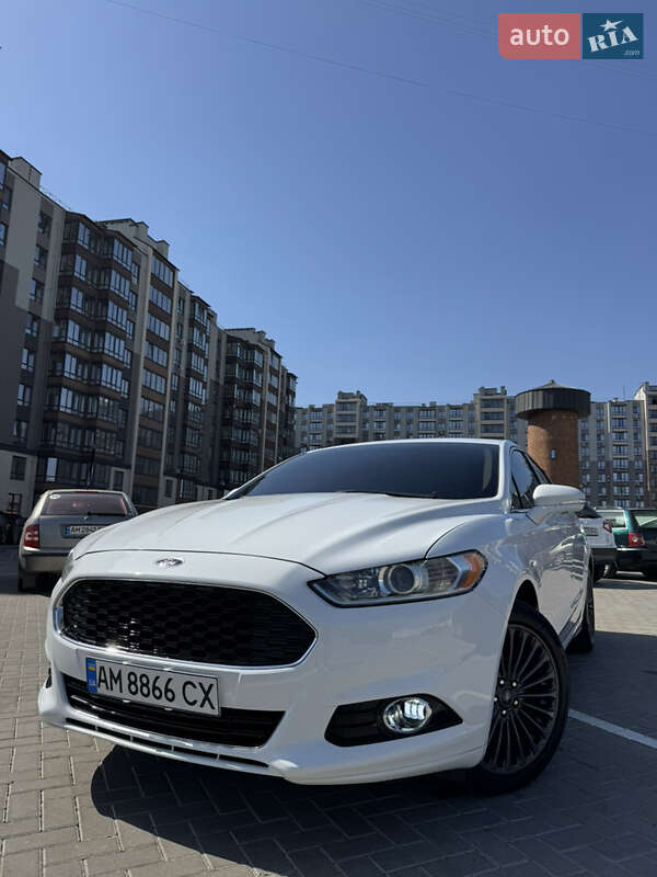 Ford Fusion (2013)
