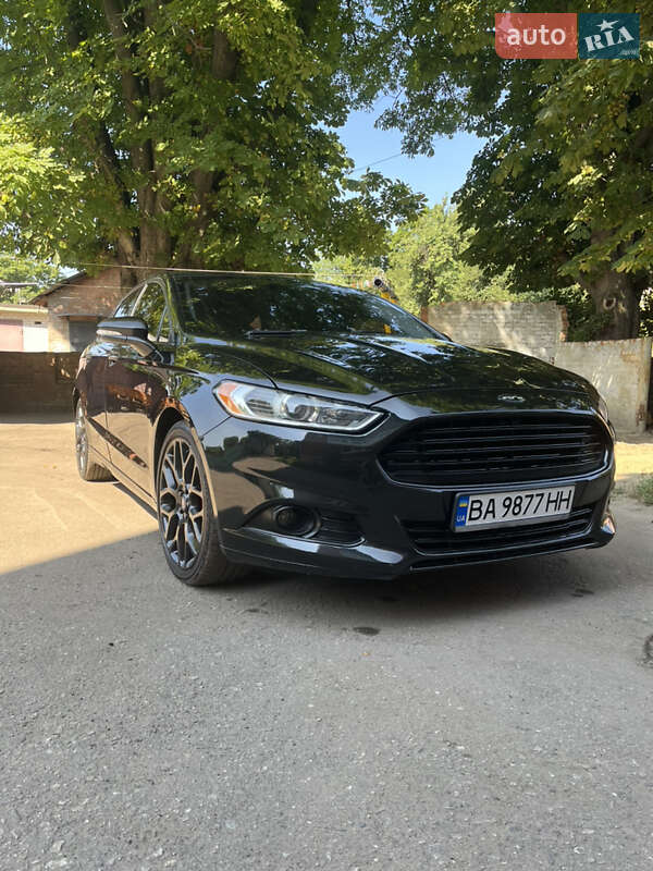 Ford Fusion (2013)