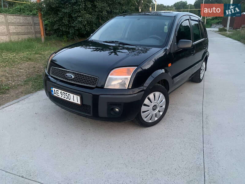 Ford Fusion (2008)