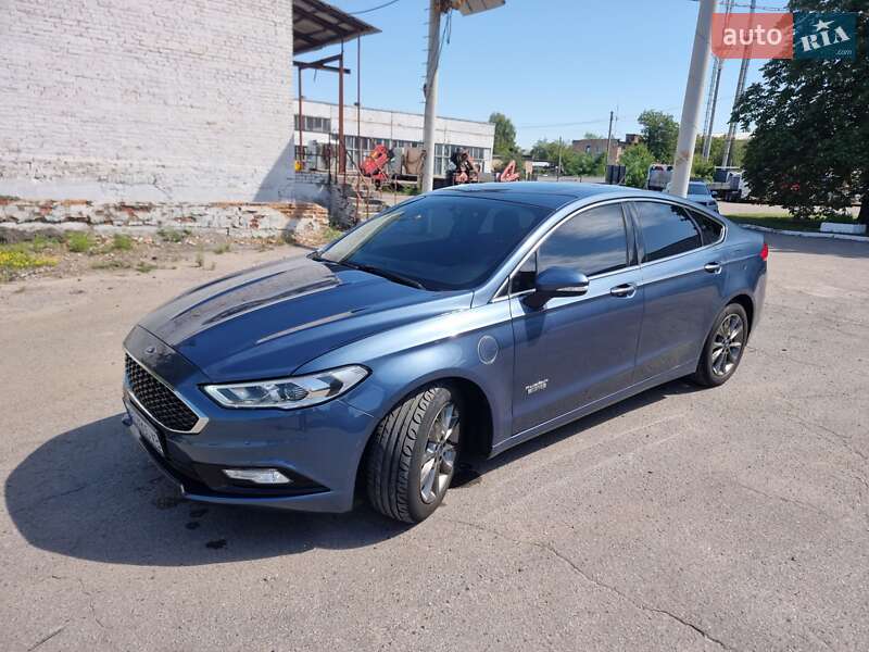 Ford Fusion (2017)