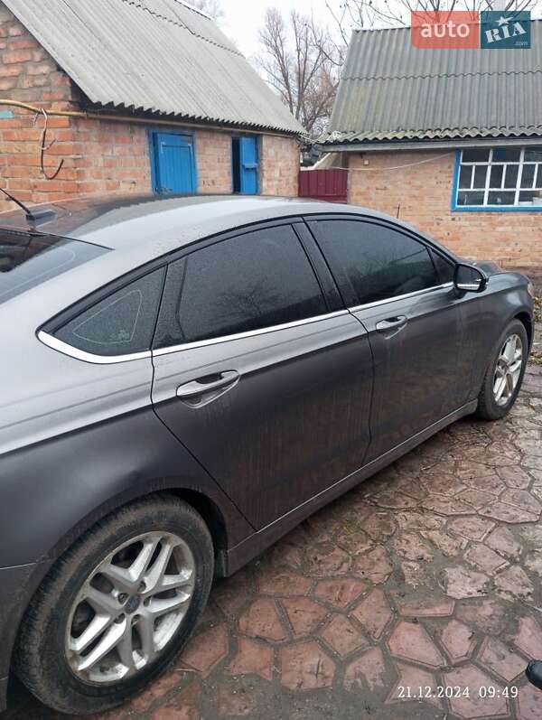 Ford Fusion (2013)