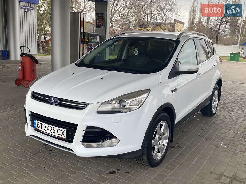 Ford Kuga (2015)