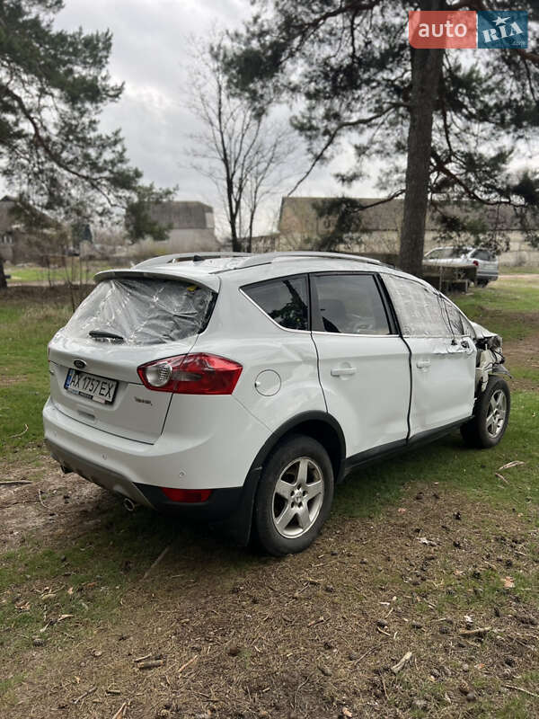 Ford Kuga (2012)