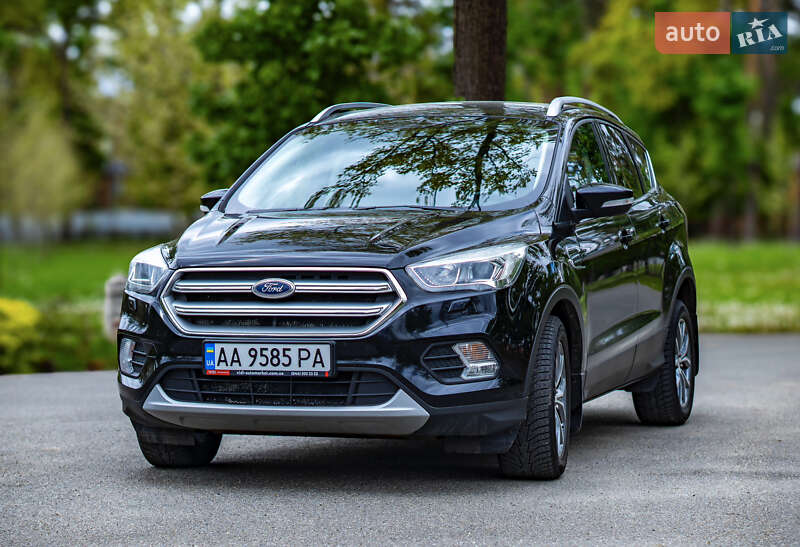Ford Kuga (2019)