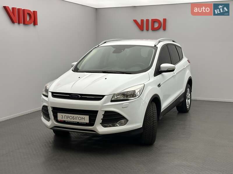 Ford Kuga (2016)