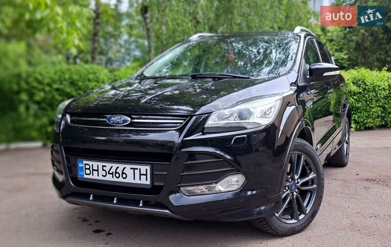Ford Kuga (2016)