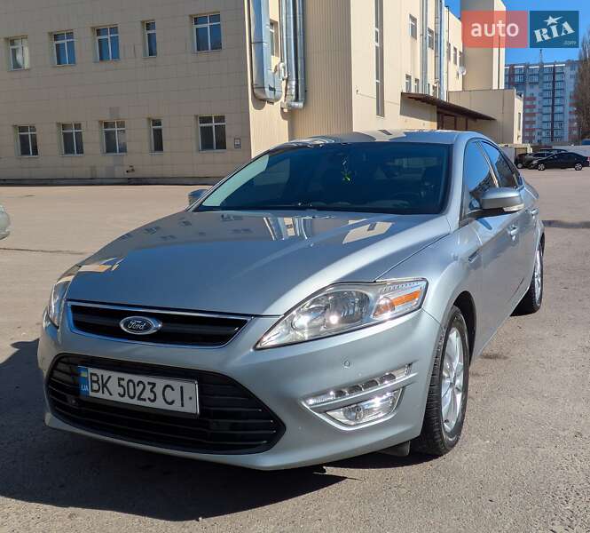 Ford Mondeo (2012)