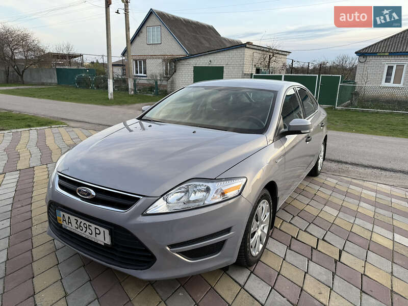 Ford Mondeo (2013)