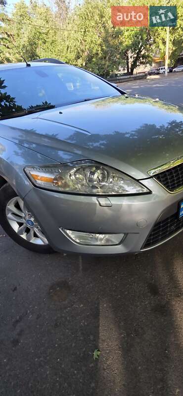 Ford Mondeo (2010)