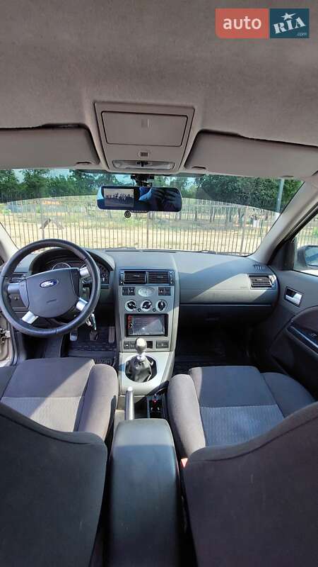 Ford Mondeo (2001)