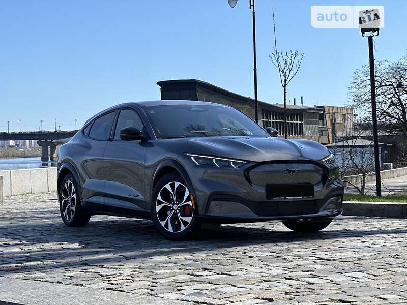 Ford Mustang mach-e (2022)