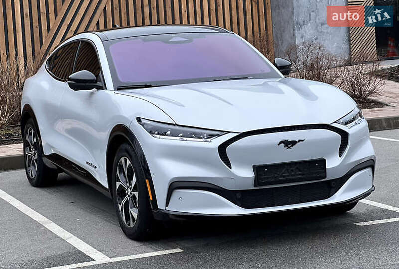 Ford Mustang mach-e (2021)