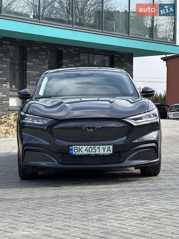 Ford Mustang mach-e (2021)