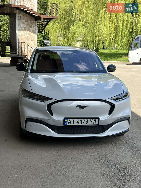 Ford Mustang mach-e (2021)