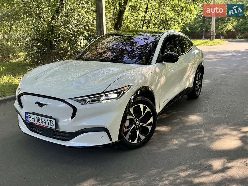 Ford Mustang mach-e (2021)