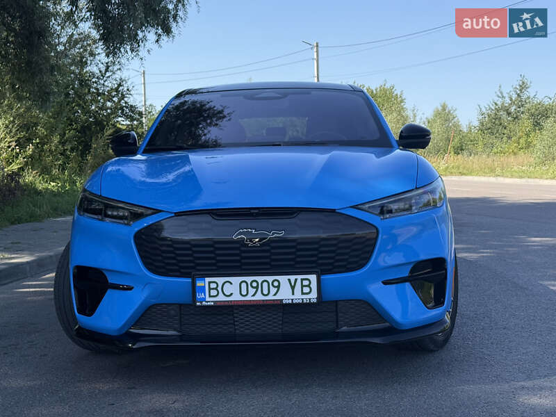 Ford Mustang mach-e (2022)