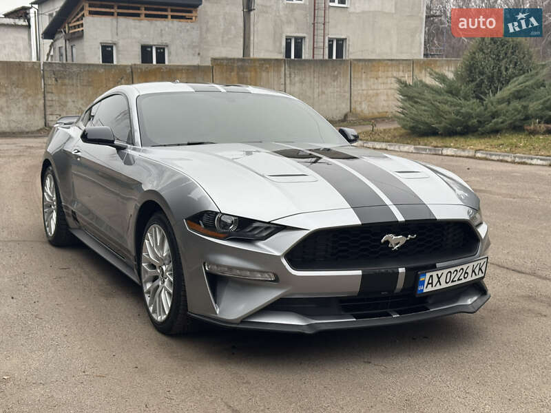 Ford Mustang (2020)