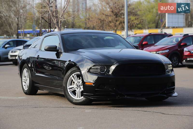 Ford Mustang (2012)