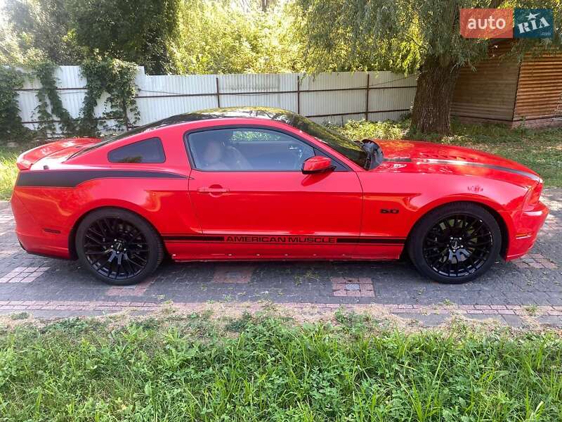 Ford Mustang (2012)