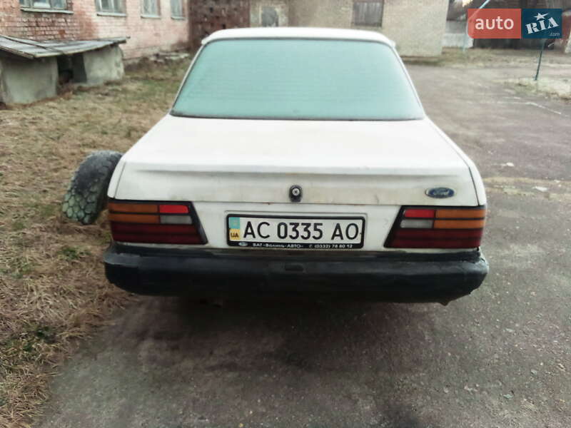 Ford Orion (1988)