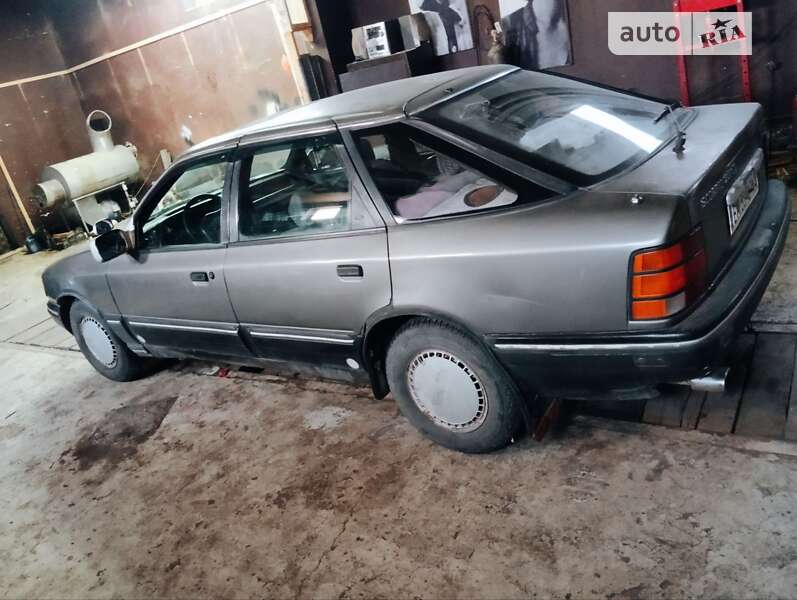 Ford Scorpio (1986)