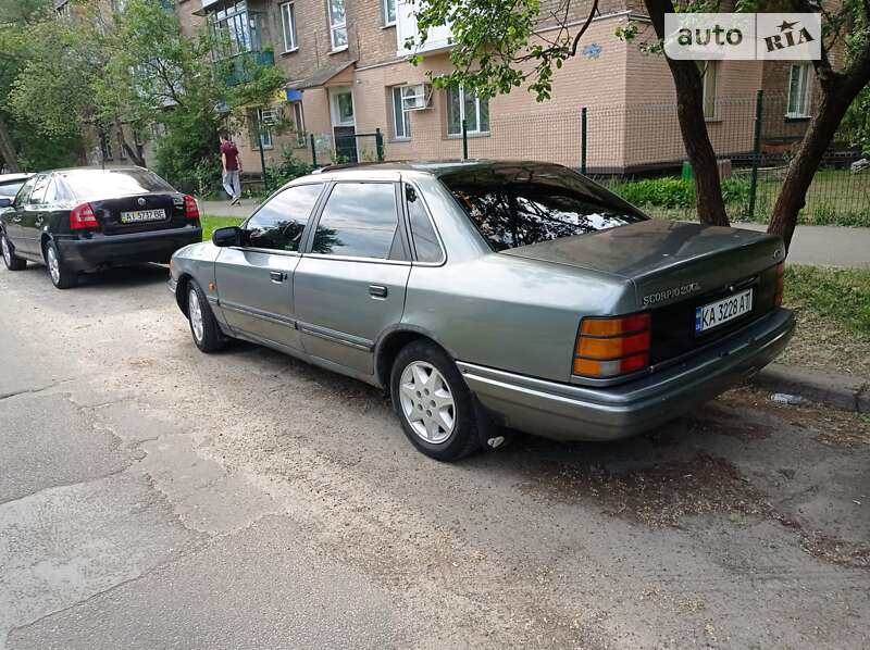 Ford Scorpio (1990)