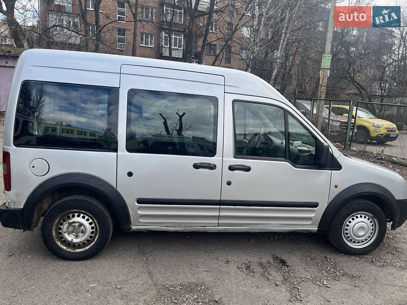 Ford Tourneo connect (2003)