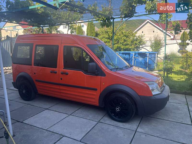 Ford Tourneo connect (2006)