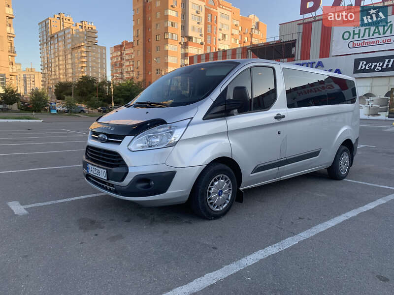 Ford Transit custom (2017)