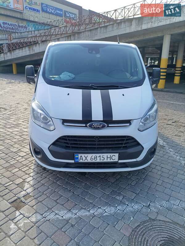 Ford Transit custom (2015)