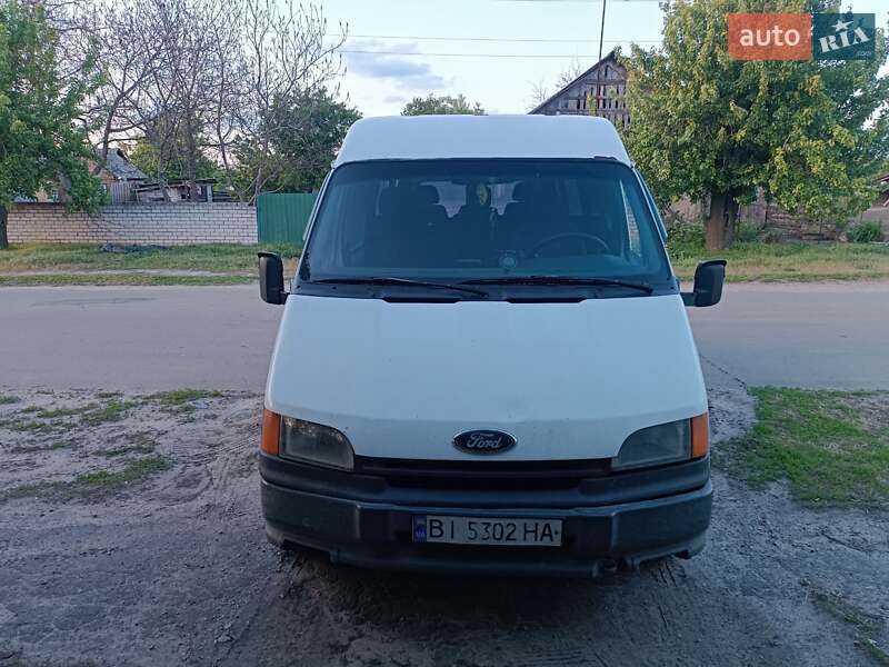 Ford Transit (1993)