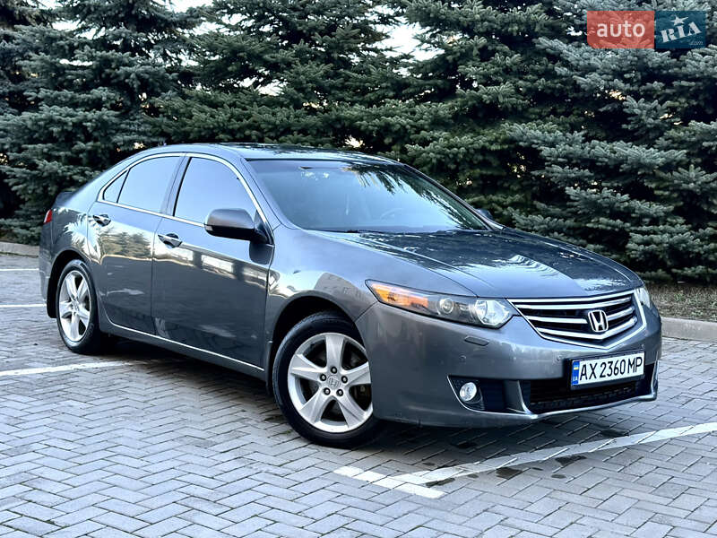 Honda Accord (2008)