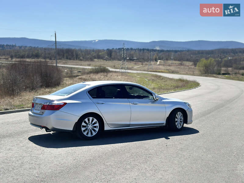 Honda Accord (2014)