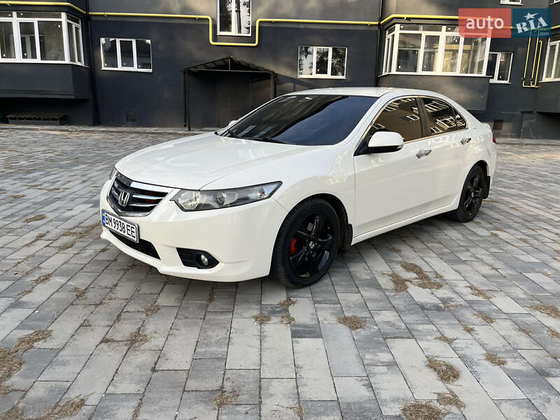 Honda Accord (2011)