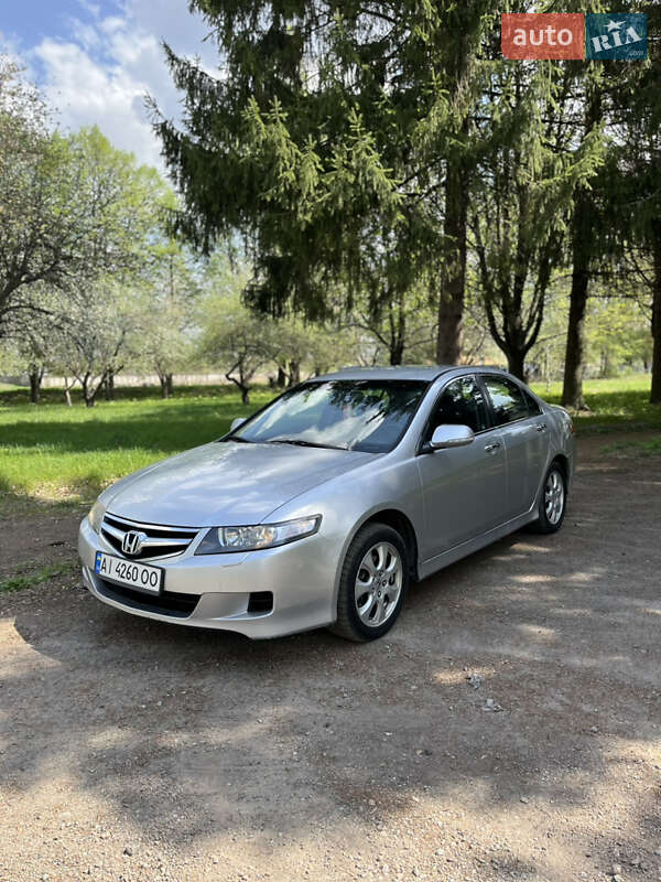Honda Accord (2005)