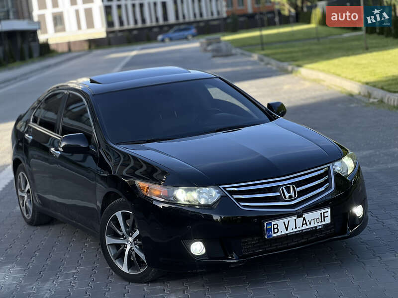 Honda Accord (2008)
