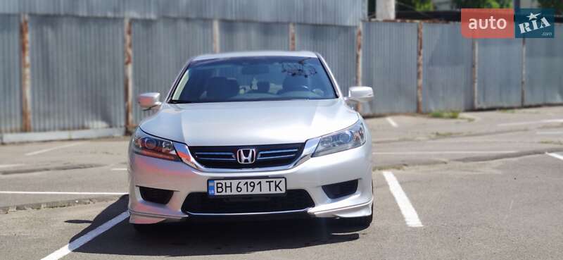 Honda Accord (2013)